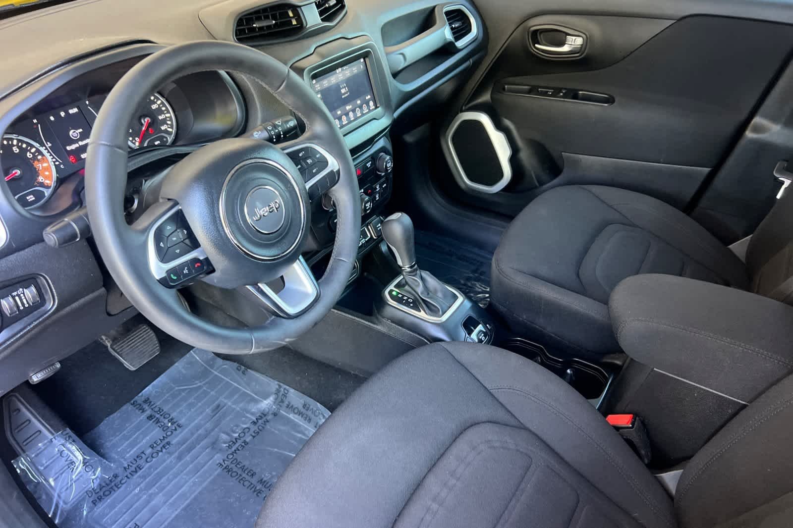 Used 2018 Solar Yellow Jeep Latitude image 11