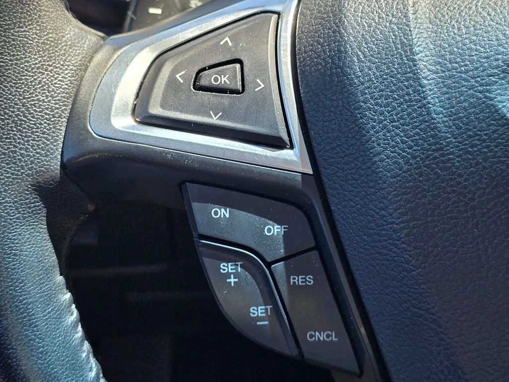 Used 2015 Red Ford Titanium image 32