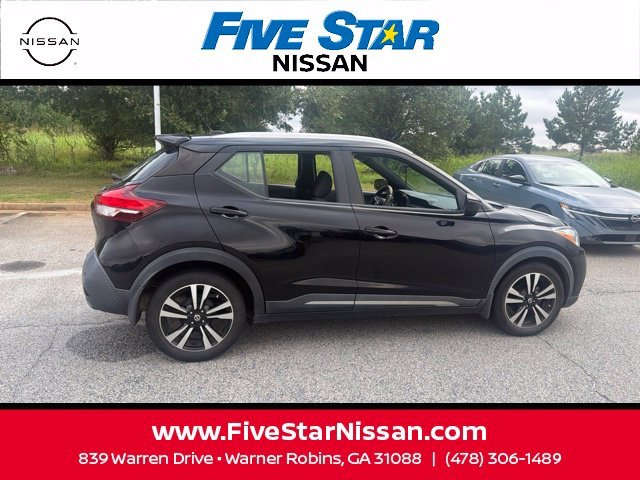 Used 2020 Black Nissan SR image 10