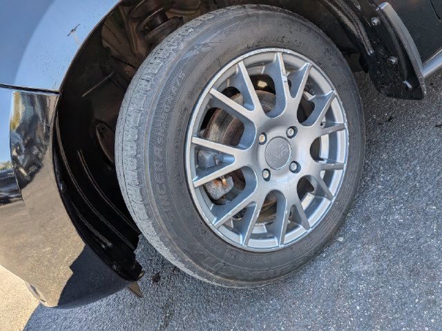 Used 2022  Mitsubishi ES image 8