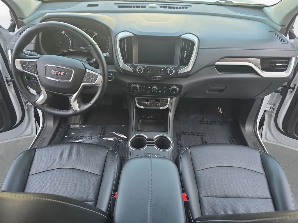 Used 2024 White GMC SLT image 9