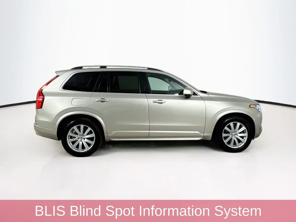 Used 2016  Volvo T6 Momentum image 8