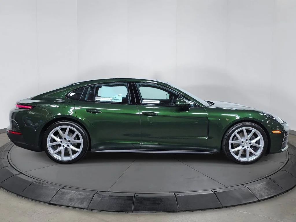 New 2026 Oak Green Metallic Neo Porsche 4 image 8