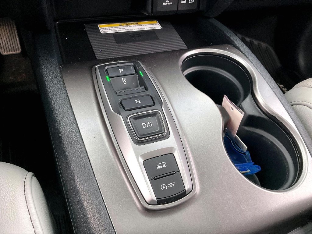 Used 2023 Platinum White Honda EX-L image 33