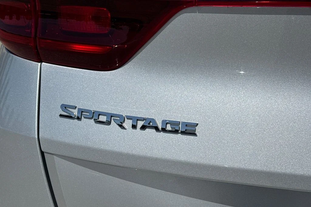 Used 2020 Silver Kia LX image 9
