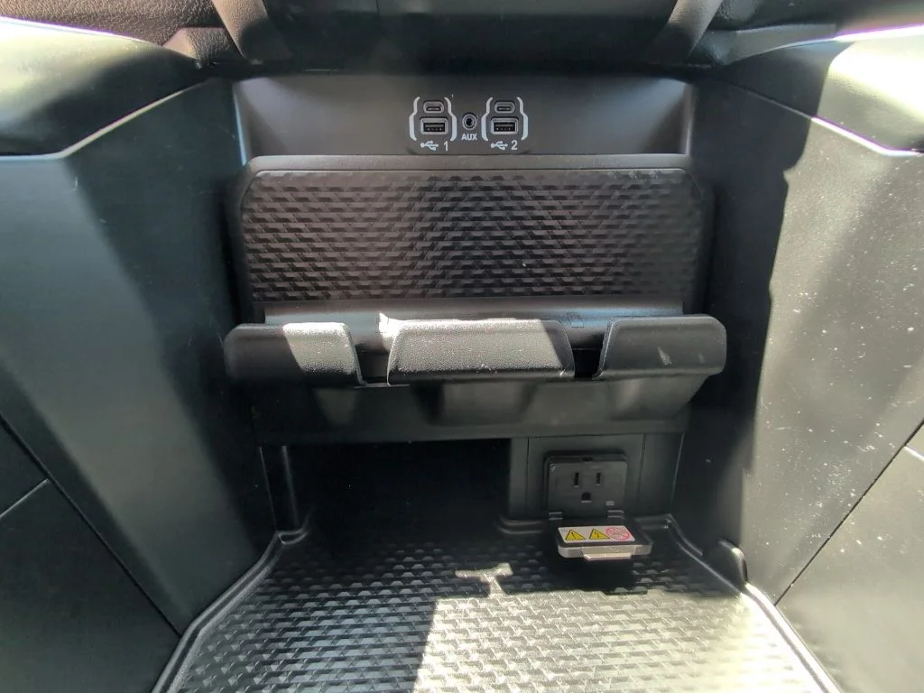 Used 2021 White Ram Laramie image 20