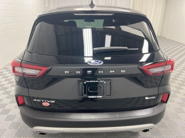 Used 2023 Black Ford Active image 7