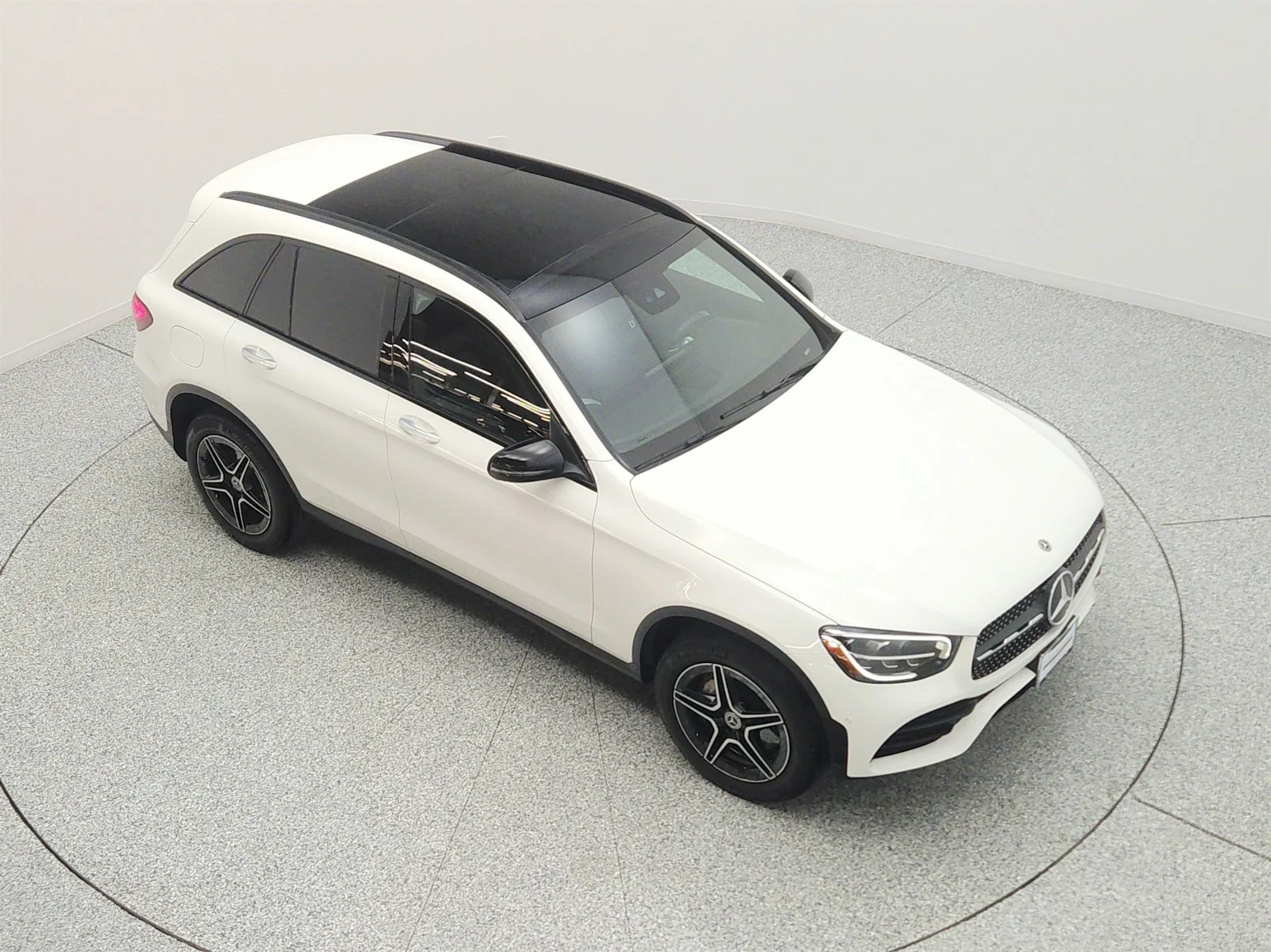 Used 2022 Polar White Mercedes-Benz GLC 300 SUV image 24