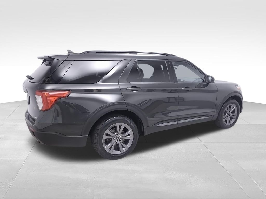Used 2023 Green Ford XLT image 7