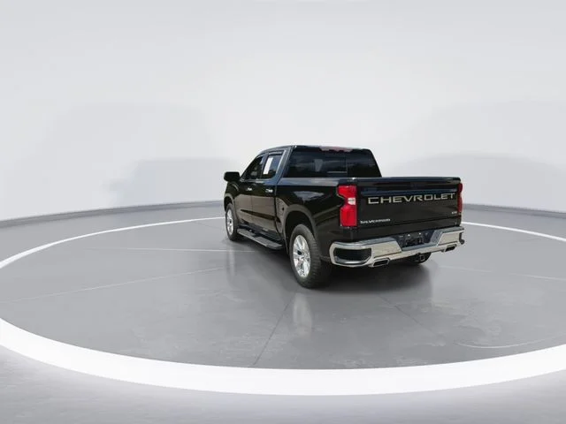 Used 2022 Black Chevrolet LTZ image 9