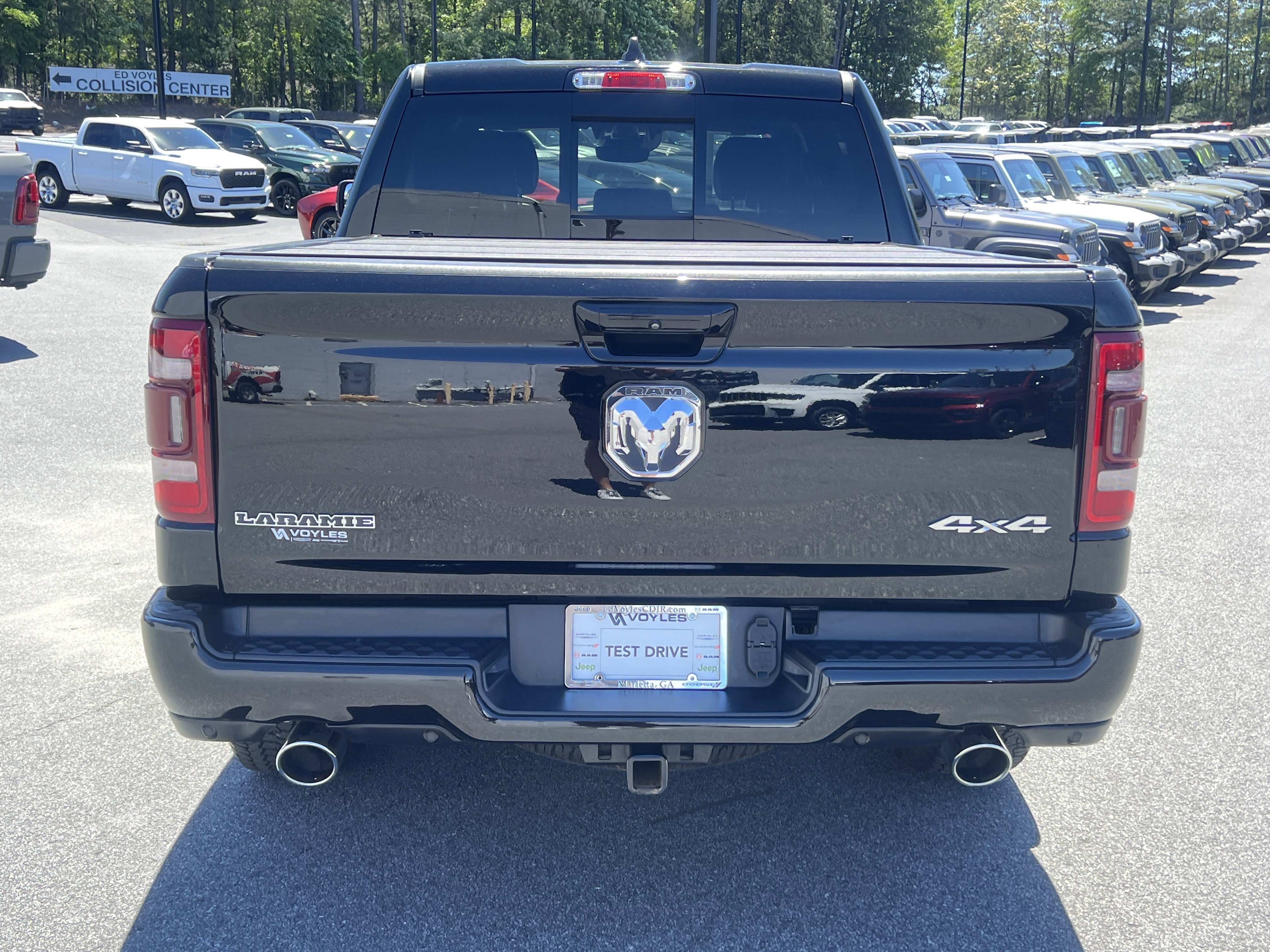 Used 2023 Diamond Black Crystal Pearlcoat Ram Laramie image 7