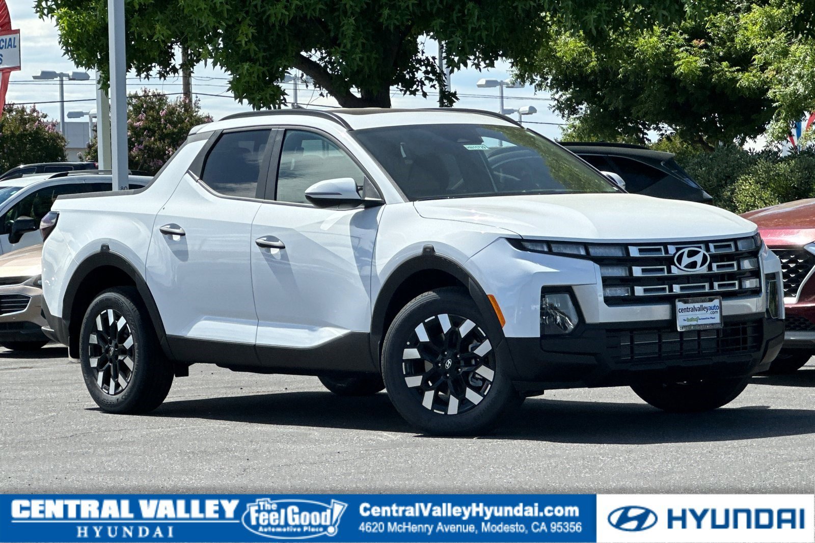 New 2026 Atlas White Hyundai SEL Activity FWD image 28