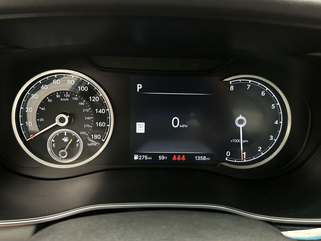 2026 GENESIS G70 Standard - Photo 15