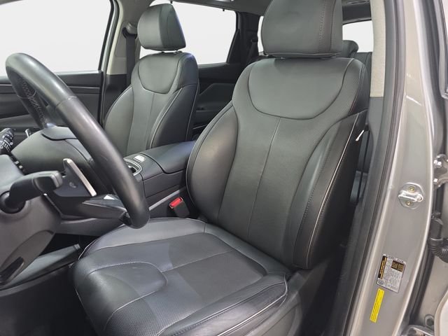Used 2022 Silver Hyundai Limited image 14