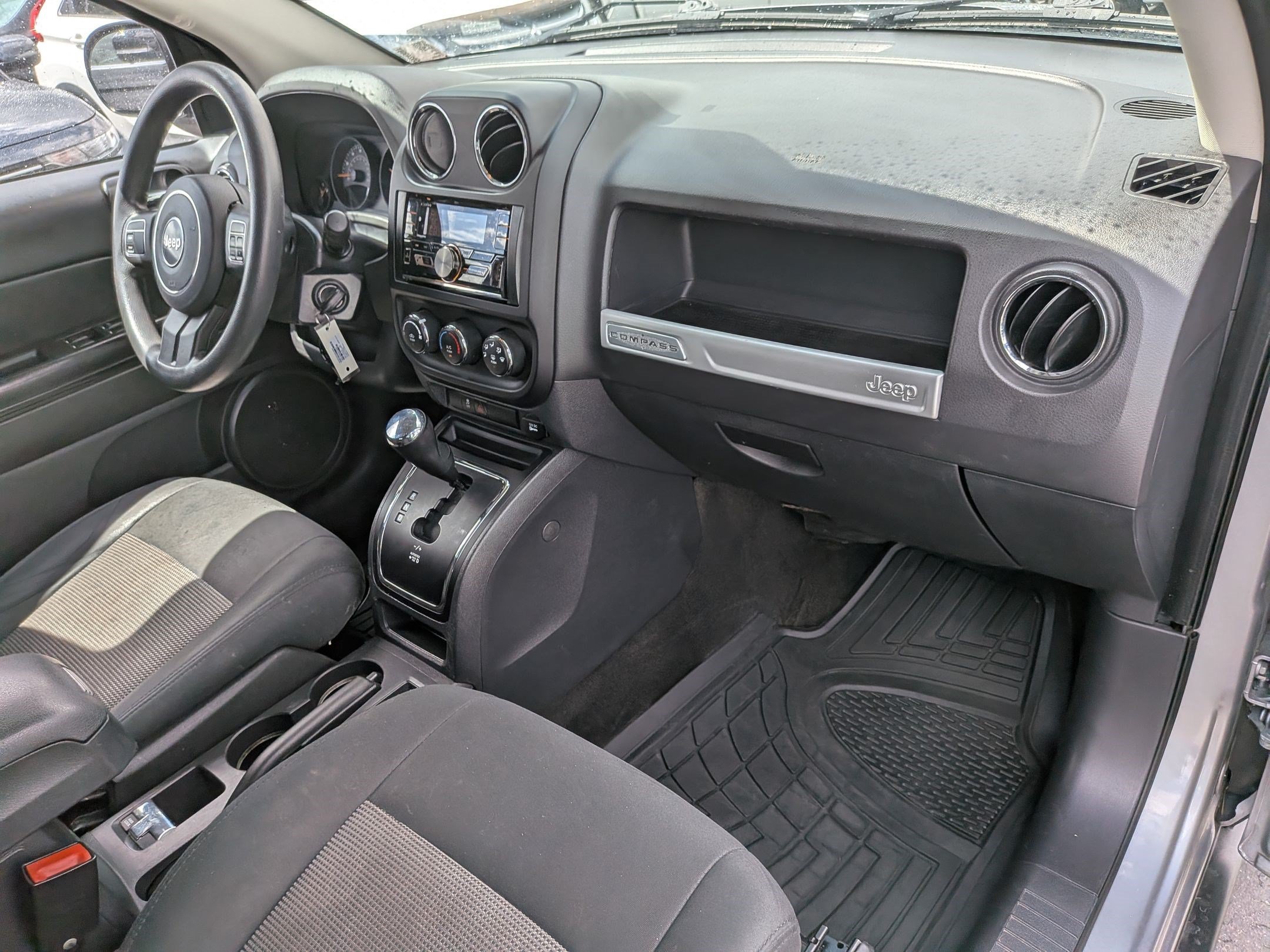 Used 2014 Billet Silver Clearcoat Metallic Jeep Sport image 29