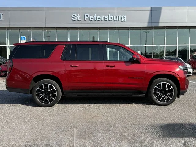 2024 Chevrolet Suburban RST