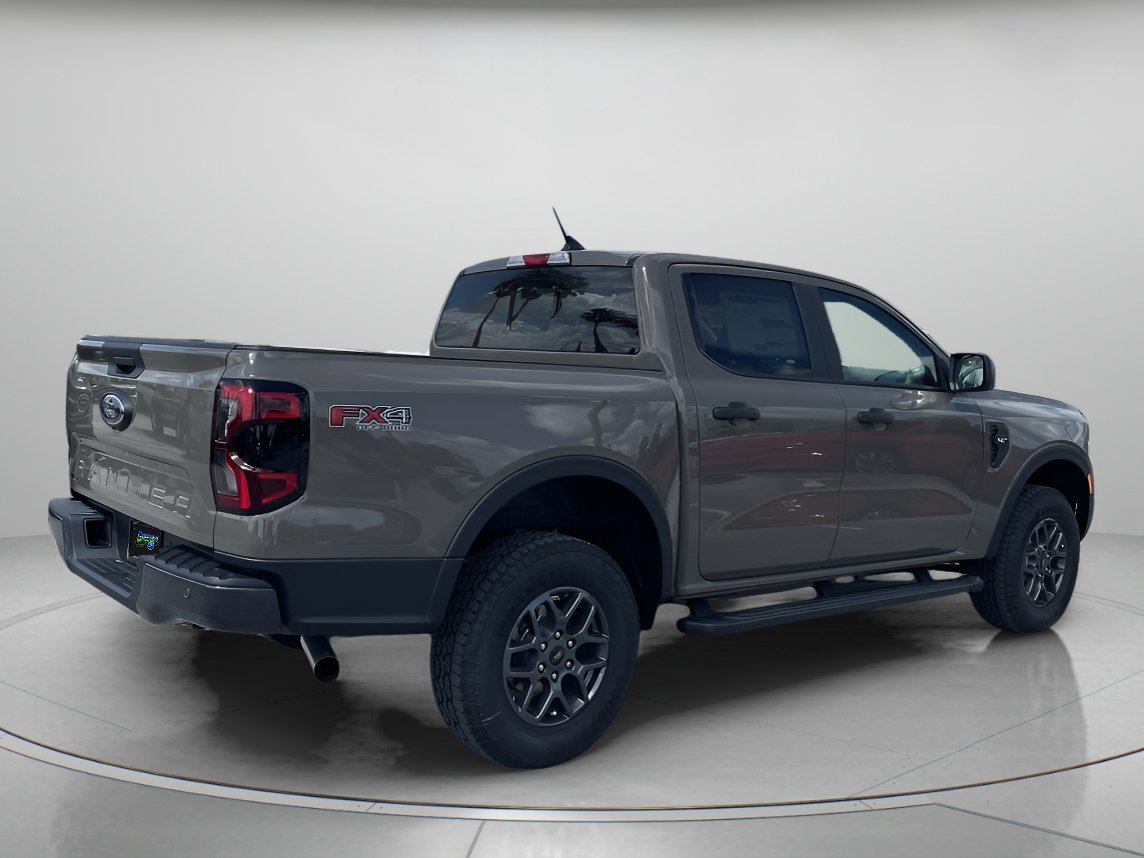 New 2026 Marsh Gray Ford XLT image 3
