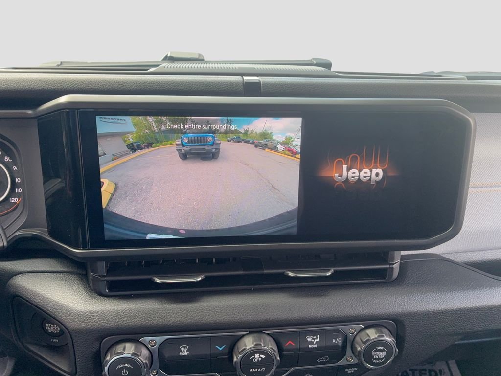 New 2026 Black Clear-Coat Exterior Paint Jeep Sport image 15