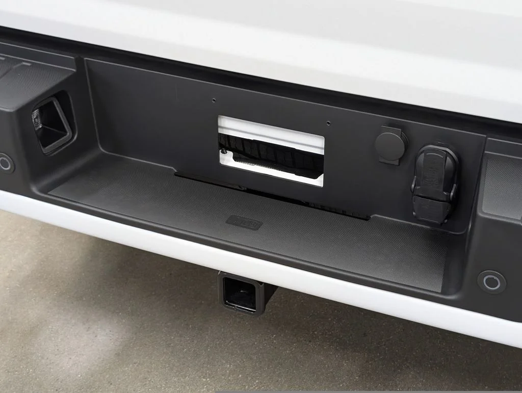 New 2026 Oxford White Ford STX® image 22