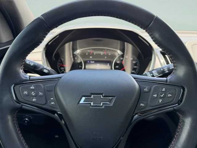 Used 2022 MOSAIC BLACK METALLIC Chevrolet RS image 32