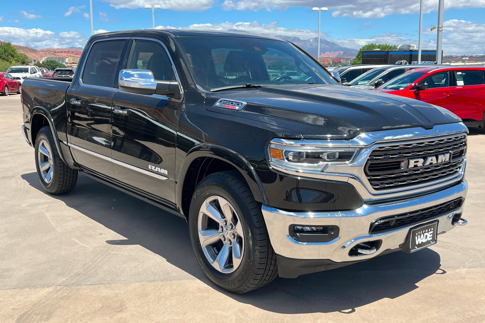 Used 2022 Diamond Black Crystal Pearlcoat Ram Limited image 8
