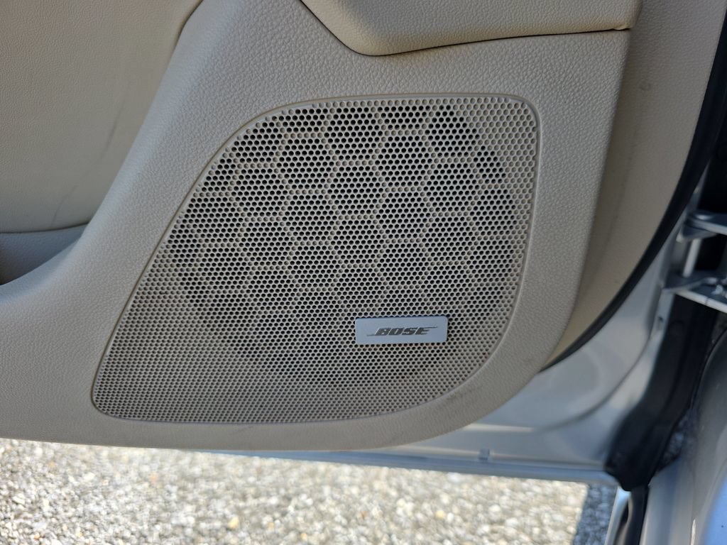 Used 2015 QUICKSILVER METALLIC Buick Leather image 20