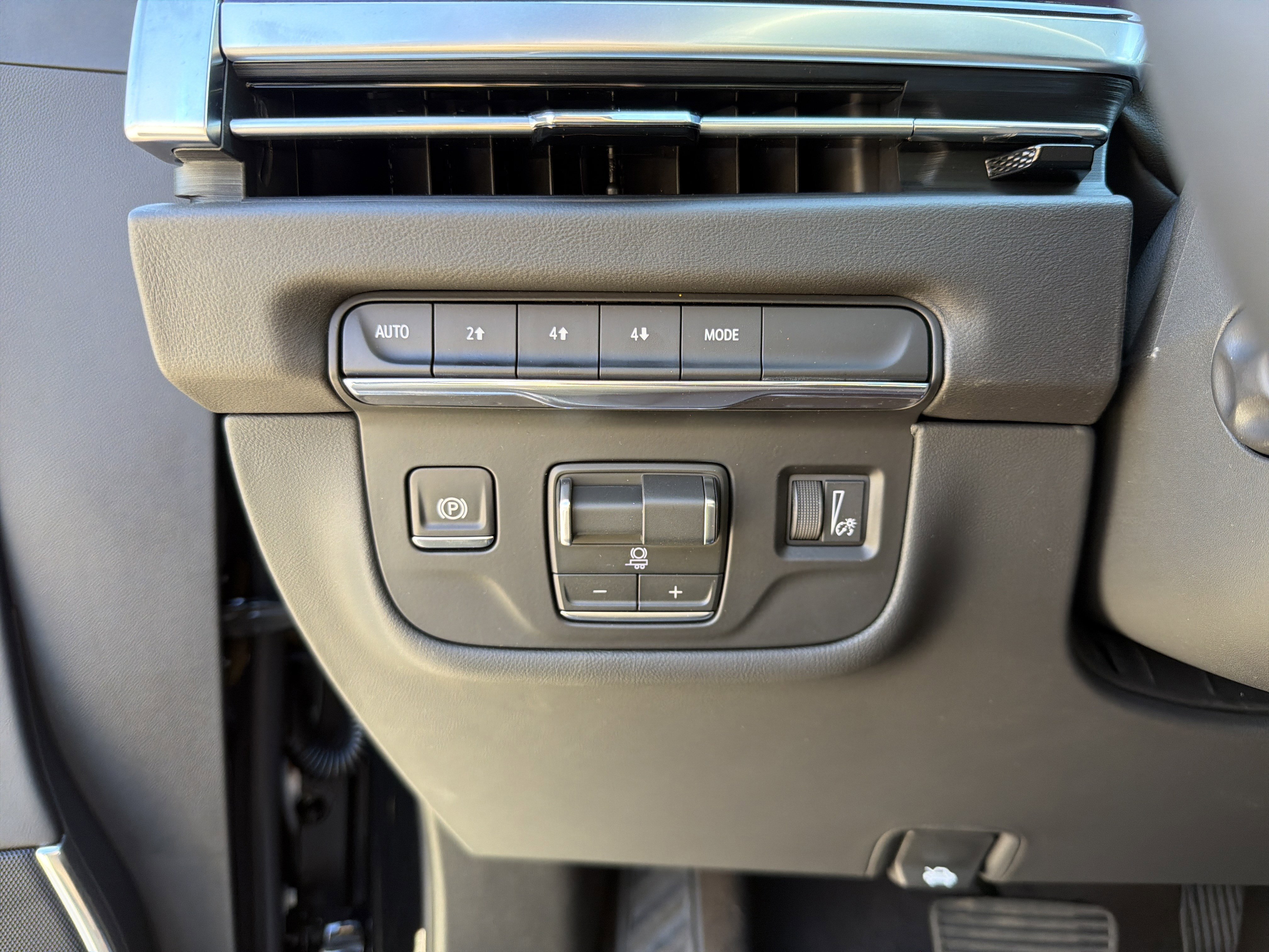 2026 Cadillac Escalade Luxury - Photo 37