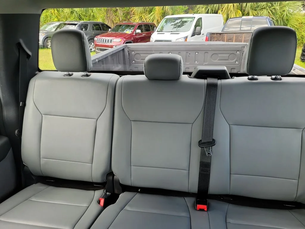 Used 2022 Oxford White Ford XL image 15