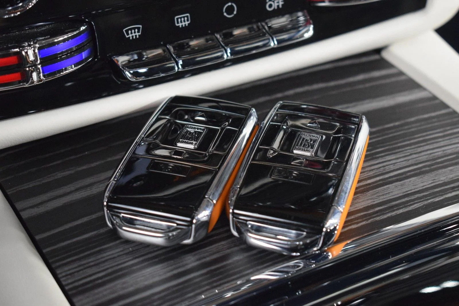 Used 2021 Blue Rolls-Royce  image 42