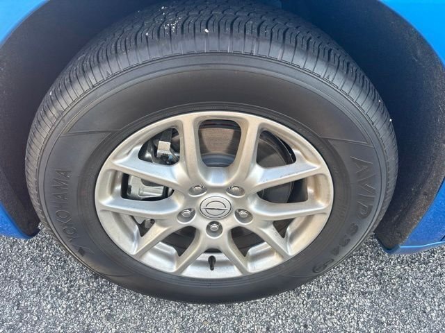 Used 2026 Blue Chrysler Select image 4
