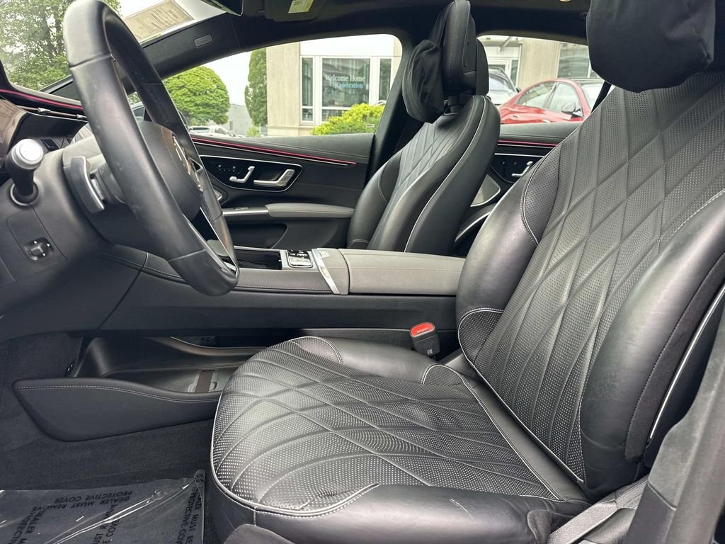 Certified Used 2023 Obsidian Black Metallic Mercedes-Benz 580 image 15