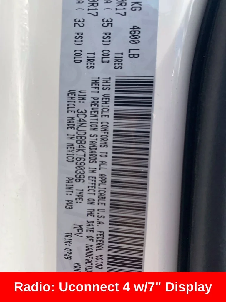 Used 2019 White Jeep Latitude image 5
