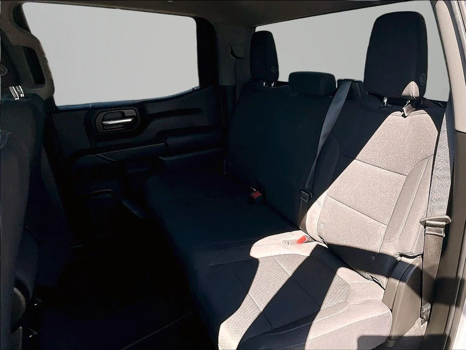 Used 2021 Silver Chevrolet Custom image 28