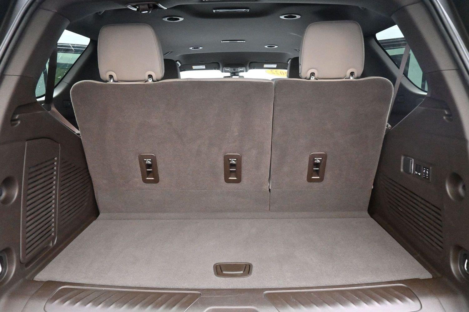 Used 2022 DARK ASH METALLIC Chevrolet LT image 10