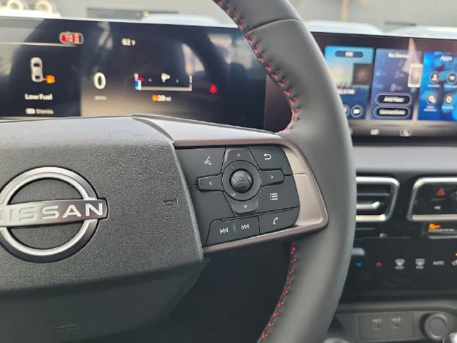New 2027 Atlantic Gray Metallic / Super Black Two-tone Nissan SR image 18