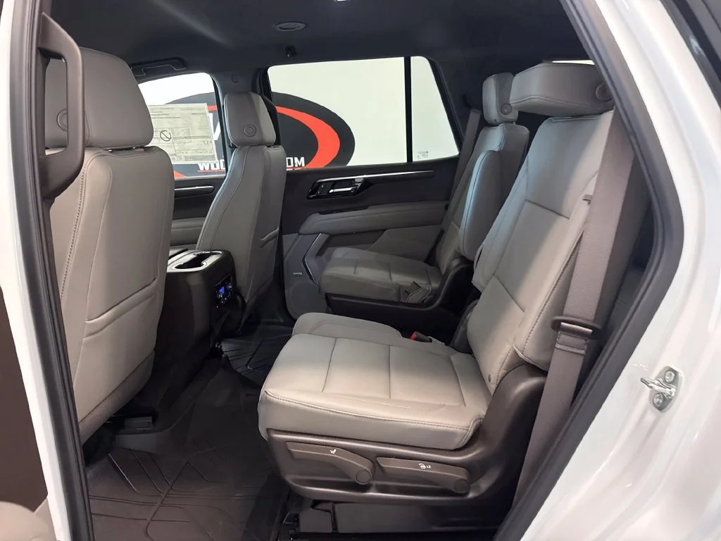 New 2027 Summit White Chevrolet Z71 image 13
