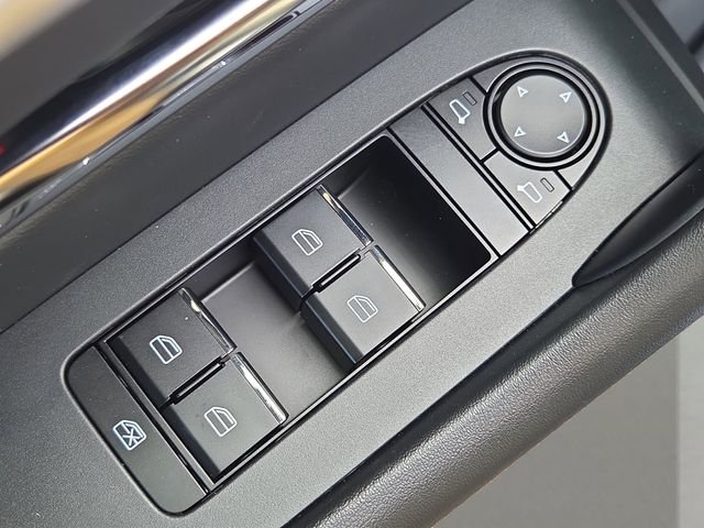 2026 Mazda CX-90 Preferred Package - Photo 17