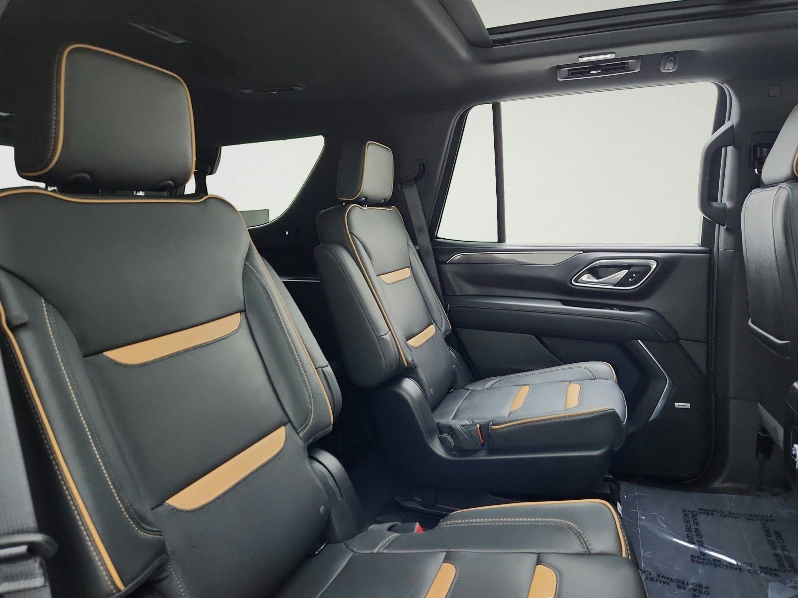 Used 2024 Sterling Metallic GMC AT4 image 28