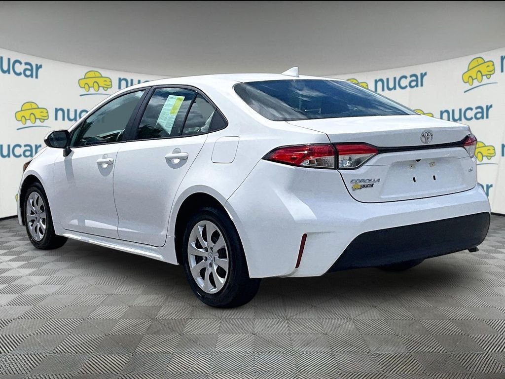 Used 2025 White Toyota LE image 4