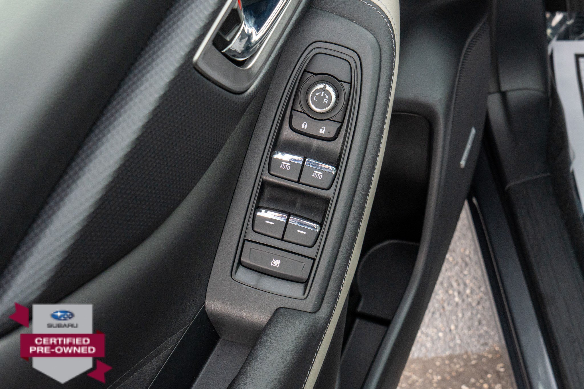 Used 2023 Magnetite Gray Metallic Subaru Limited image 13