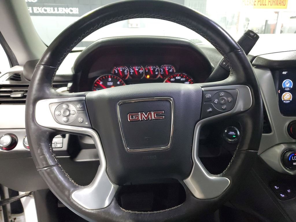 Used 2016 White Frost Tricoat GMC SLT image 23