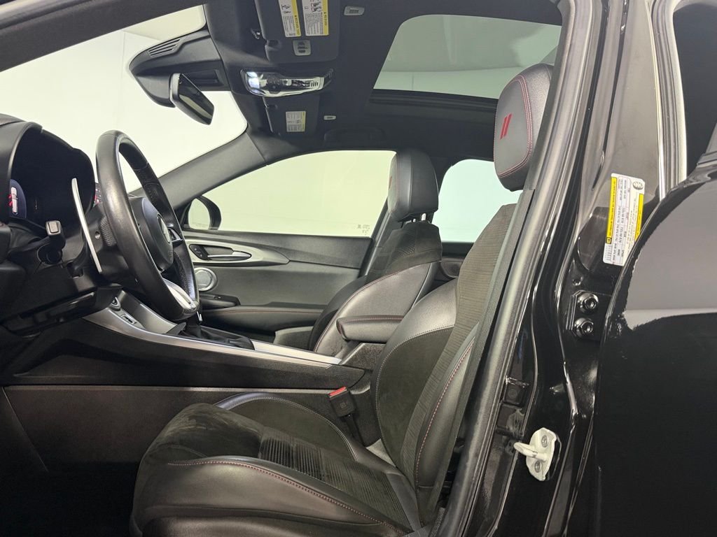 Certified Used 2024  Dodge R/T Plus image 21