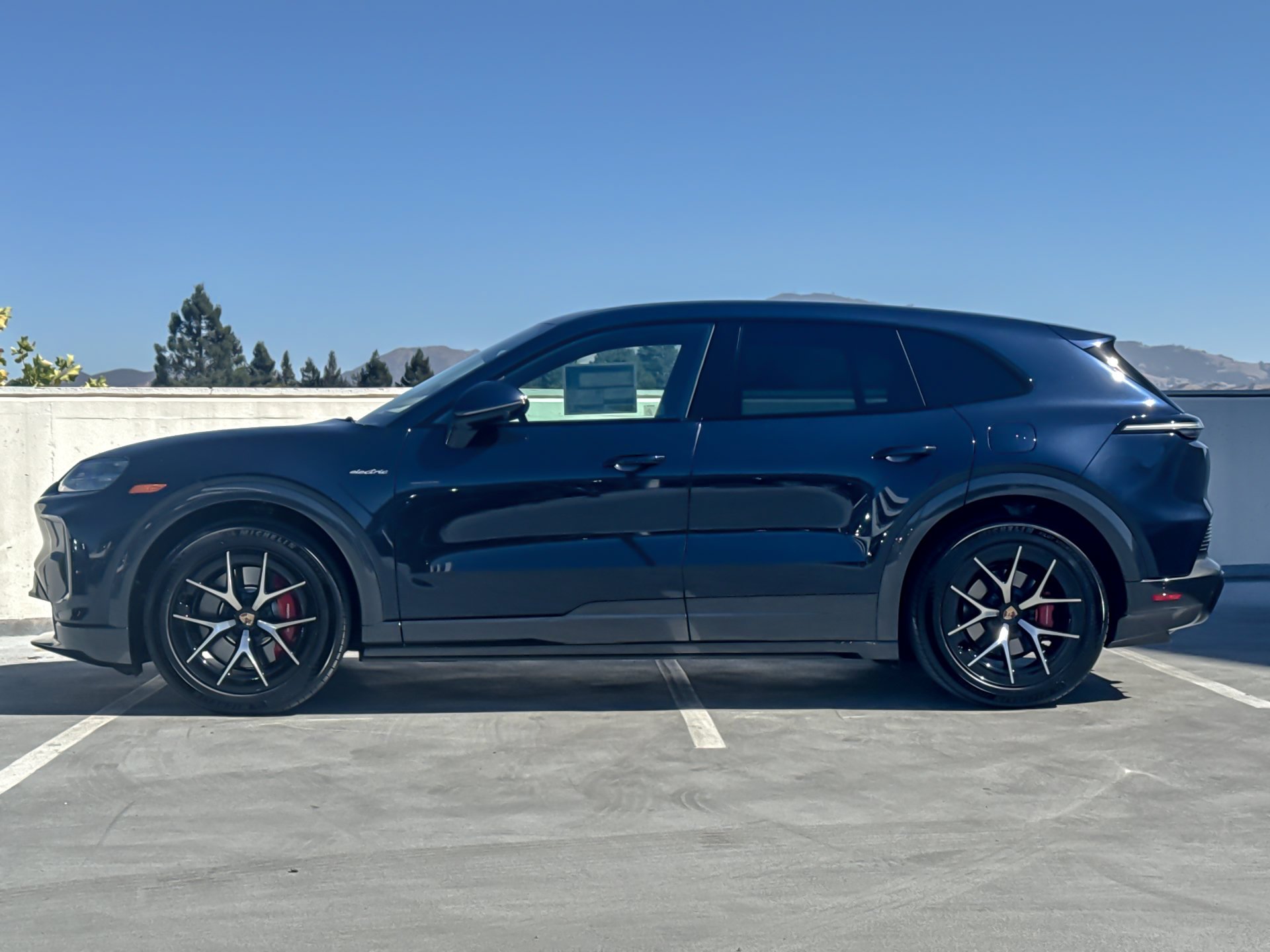 New 2026 Algarve Blue Metallic Porsche S Electric image 3