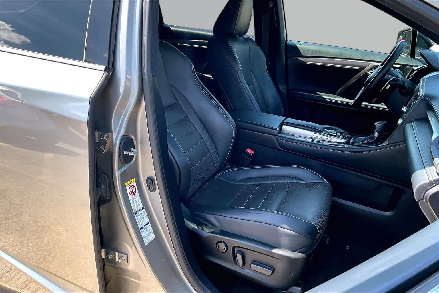 Used 2019 Atomic Silver Lexus F SPORT image 9