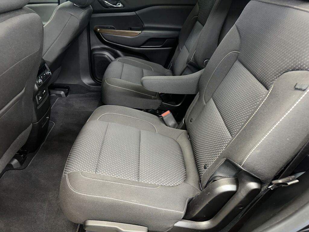 Used 2023 Ebony Twilight Metallic GMC SLE image 19