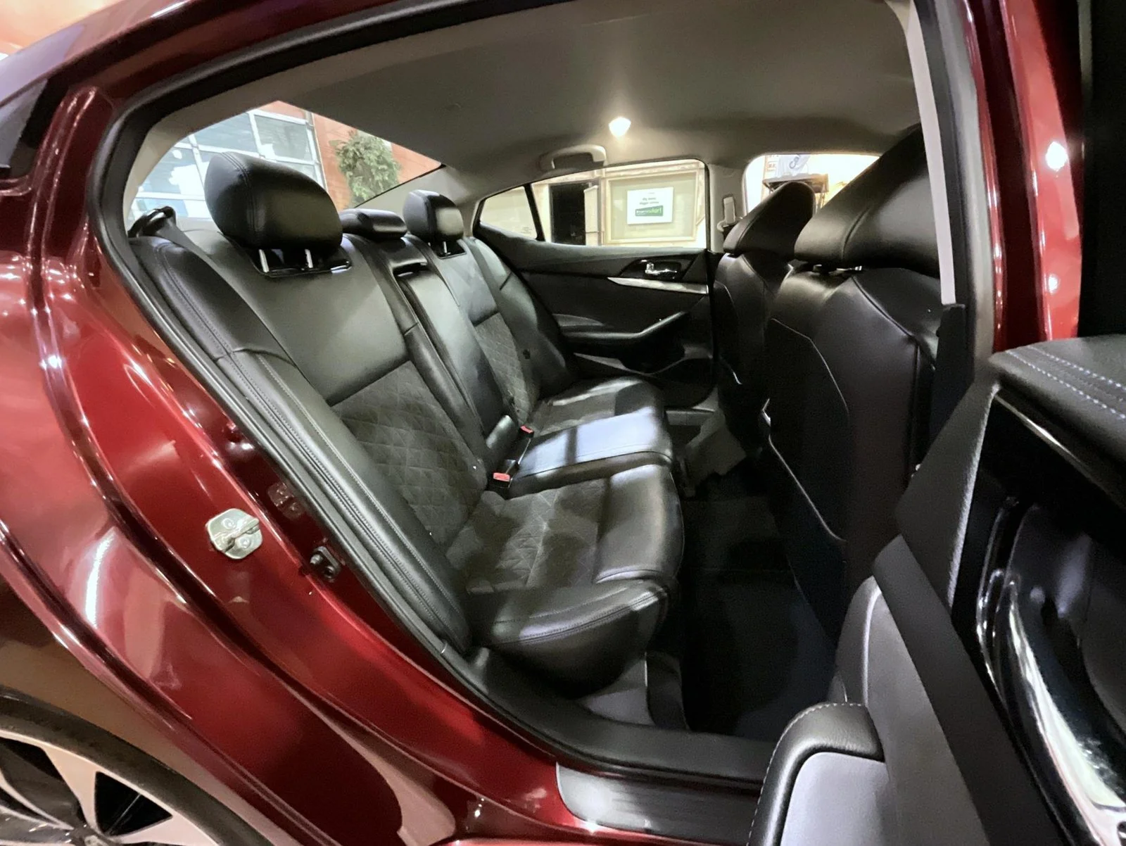 Certified Used 2016 Red Nissan SR image 18