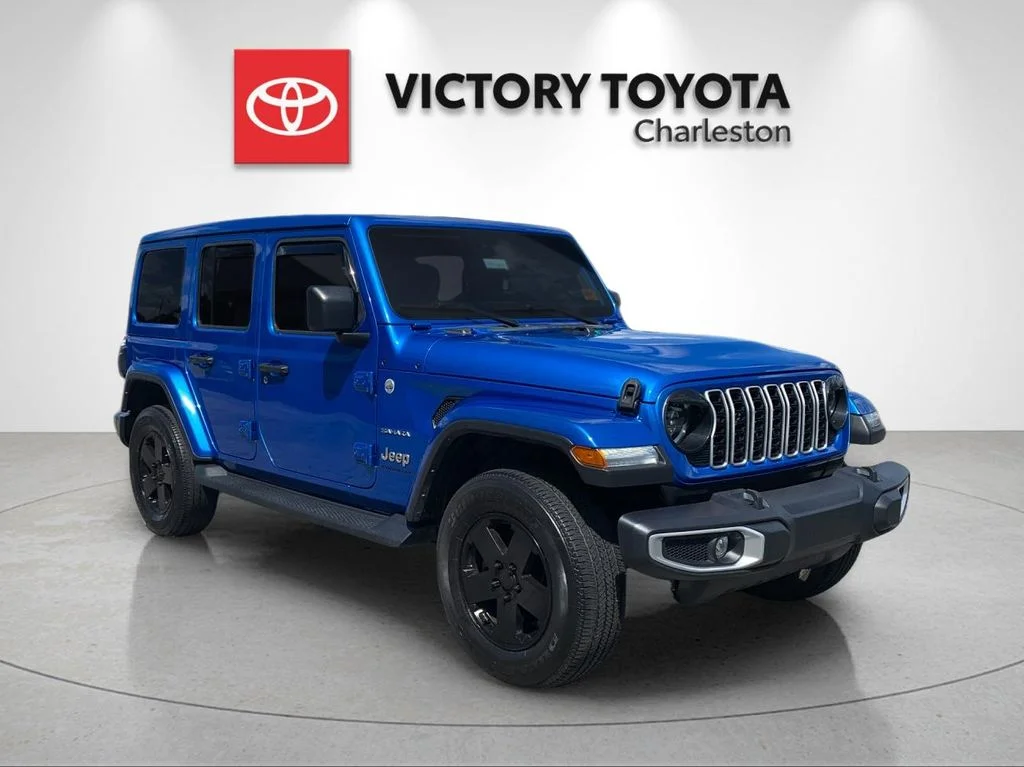 Used 2024 Blue Jeep Sahara image 5