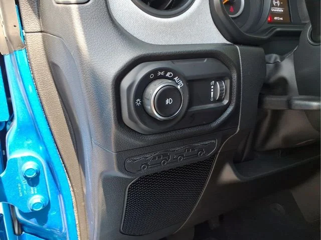 Used 2025 Blue Jeep Willys image 20