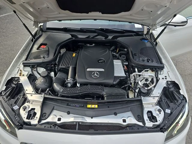 Used 2019  Mercedes-Benz E 300 image 32