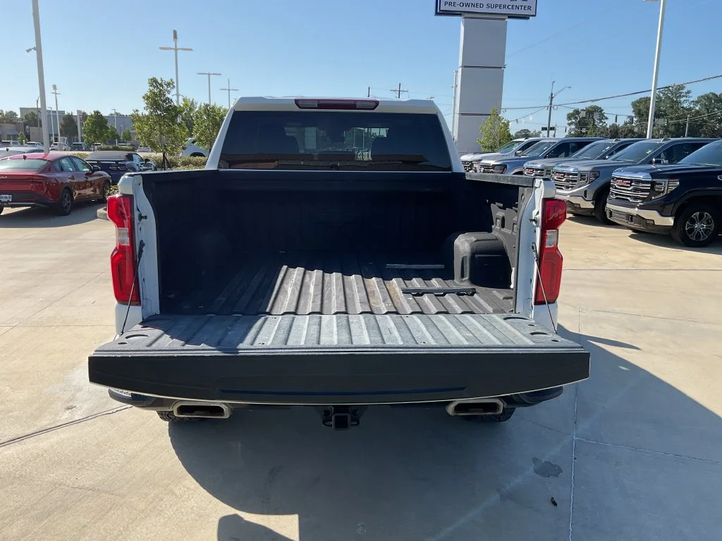 Used 2024 White Chevrolet LT Trail Boss image 9